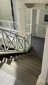 Penthouse con vista al mar y balcón