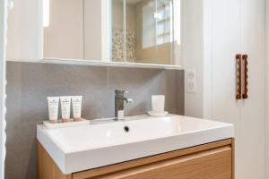 Appartements New loft with terrace & jacuzzi near Montparnasse : photos des chambres