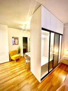 THE APPARTMENT iN THE CITY CENTER