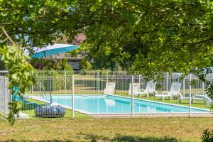 Campings Lodge 5 - Domaine Des Landes : photos des chambres
