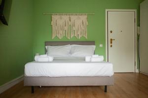 Design Moderno:Monolocale Spazioso vicino Metro M2