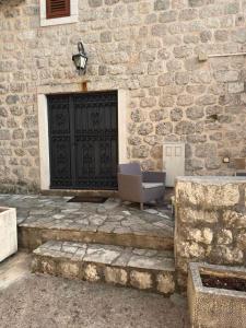 Stone apartment Djuretic