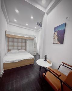 The Hidden Hogwarts - Nearly Bui Vien Walking street