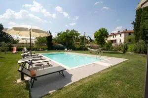 Giardino Di Sara - Ossaia