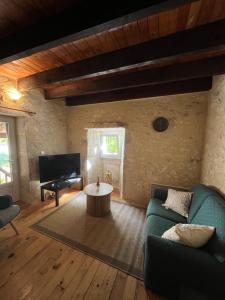 B&B / Chambres d'hotes Pigeonnier de Claire Fontaine : photos des chambres