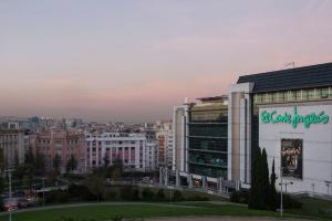 Traditional apartment with garden