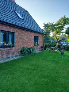 Apartamenty Dom Ogrodnika - Ubytování bez kategorie ve městě Białogóra