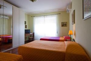 Triple Room with Private External Bathroom