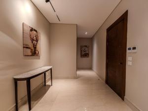 Luxury 3 Master Bedrooms with 1 Nanny Room and Pool View