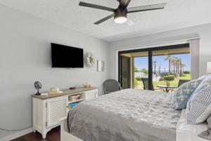 Amelia Surf and Racquet Club Condo - 1st Floor Ocean View - Pools - Tennis Courts - Sleeps 4