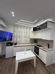 HRS luxury apartments 102