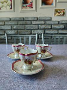 Marselos happy house