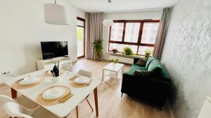 Rydygiera Modern Apartment with free parking