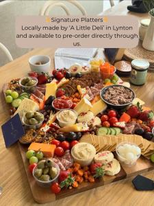 Ocean Terrace, Luxury Family Apt, Sea view and Terrace, 2 BR, Parking