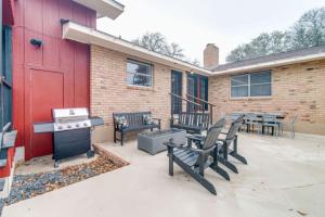 Country House New Pool, Five mins to Town