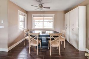 Country House New Pool, Five mins to Town