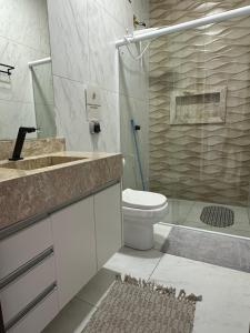 Apartamento completo ate 5 pessoas ou um quarto com sala e cozinha para 2 pessoas