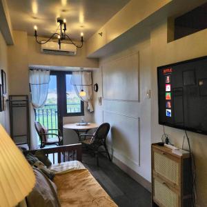 MOA Staycation The Baycourt at Shore Residences Near Mall of Asia IKEA NAIA SMX Convention Center MOA Concert Grounds