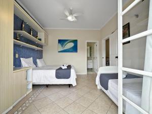 5 suites Piscina Churrasqueira Ar condicionado