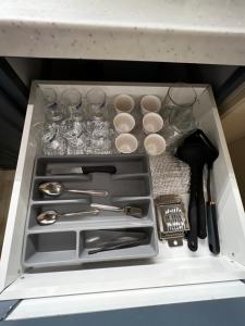 سويت هوم بتصاميم حديثة ودخول ذكي