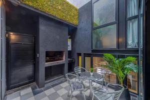 MOT Honduras 5760 Lux 3 Bd Gastronomic Area