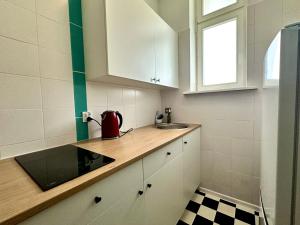 2 pokojowe mieszkanie w centrum & parking