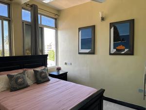 Breezy Kickback in Dar