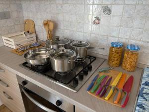 Casa Onda Blu - Lake View Flat, 4 mins from beach with parking!