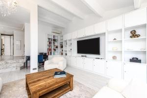 Villas Villa with Panoramic Sea View & Private Pool Roquebrune-Cap-Martin & Monaco : photos des chambres