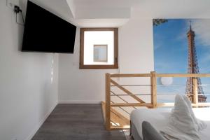 Modern apartment -1BR- 4P- Montreuil with Balcony