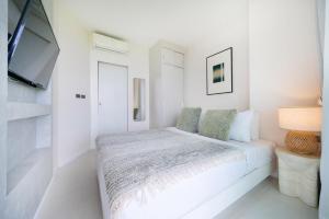 Newly renovated sea view apartment in Kamala