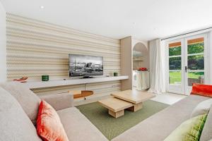 Exceptional villa- AC- 5BR-10P- Baie des Canebiers