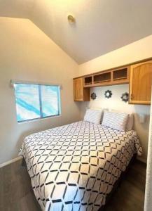 Rogue River Landing Resort Cabins