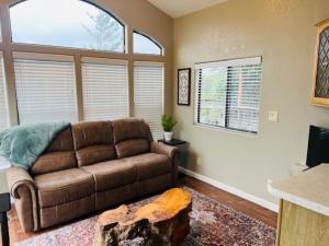 Rogue River Landing Resort Cabins