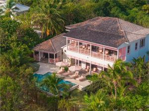 Private Pool Villa at Coral Sands – Steps to Pink Sand Beach & Resort Amenities