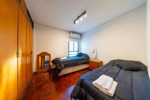 Espacioso depto con cochera