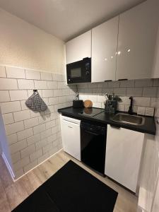 Apartment Südhöhen - für Geschäfts- Privatreisen mit naher Autobahnanbindung Düsseldorf & Köln