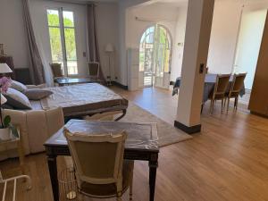 Appartements Magnifique studio entier avec terrasse Saint Jean Cap Ferrat : photos des chambres