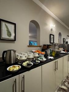 The Prince of Wales Hotel Berkeley by Bellevilla, A38 M5