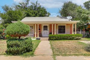 Half-Mi to Campus! Lubbock Home w Fenced Yard