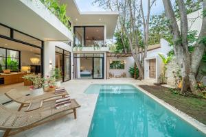 FeeelsV2 - Soak, Sunbathe, Unwind - Dreamy Villa with Private Pool