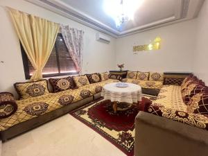 Homes 365 Residence Caricia