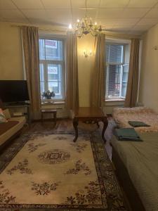 Antique Aparment In Old Town