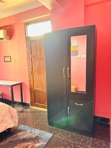 Downtown 3 Bedroom Luxury - Central Walkable to Everything