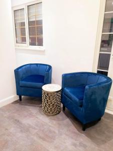 Relaxed Leigh-on-Sea Escape, Family-Friendly & Contractor Stays