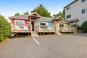 Captains Quarters - Blue Lagoon Cabin