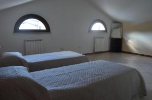 Residence con Piscina Vista Monte Nerone