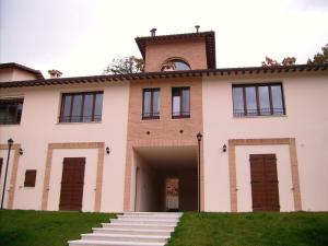 Residence con Piscina Vista Monte Nerone
