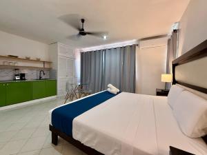 Bright Studio with Shared Pool Access