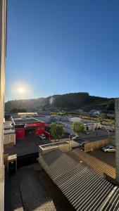 Apê centro de Capitólio- Condomínio Monitorado - 4º Andar - Vaga de Garagem